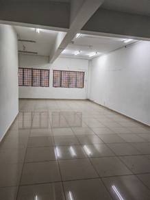 Taman Kinrara  (tk2) Shop apartment