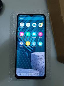 Samsung baru. Harga  marketprice. 💲BOLEH NEGO.😊