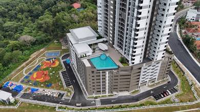 Dedaun Residensi Bandar Tun Hussein Onn Cheras