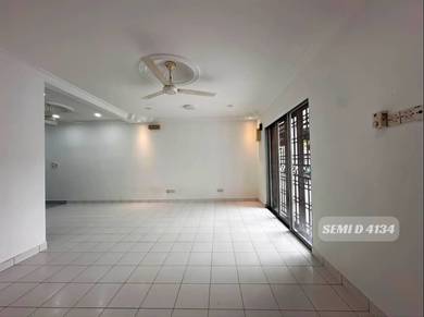 BandarBotanic 2 storey kitchen extended sell below market