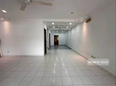 BandarBotanic 2 storey kitchen extended sell below market