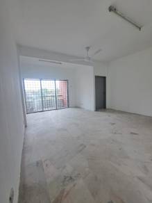 Kekwa Apartment