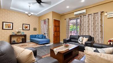 MOVE IN CONDITION ⭐  2 Storey Terrace Alam Budiman U10 Shah Alam