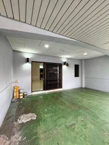Taman Song Choon/2 Storey/Renovated/Partial Furnished/With Auto Gate