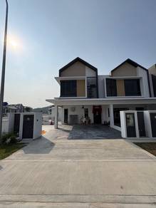 Spacious & Renovated Corner Lot Terrace House at Gamuda Gardens