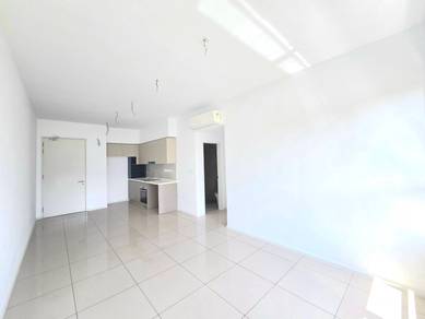 Below market! Direct access carpark, low floor face tree at eye level.