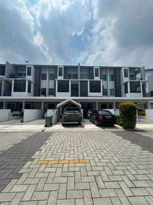 [Freehold] TOWN HOUSE 1½ TINGKAT VILA BEGONIA, SIMPANG AMPAT