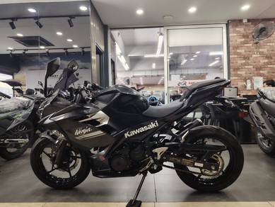 Used KAWASAKI NINJA 250 Offer KawKaw & low monthly