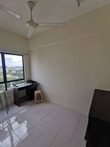 Vista Lavender Taman Kinrara Puchong Partially Furnished Full Loan