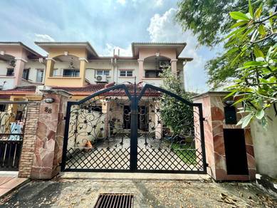 Corner Lot Two Storey Terrace Freehold at Taman Puchong Tekali