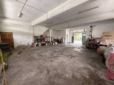 Pekan Kinarut, Ground Floor, Corner, Lok Kawi, Kinarut, Putatan, Papar