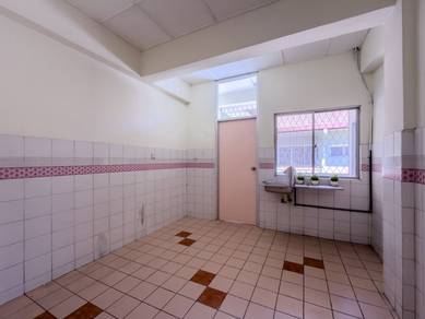 Api-Api Apartment
