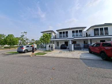 RUMAH CANTIK FACING OPEN Eco Grandeur Types C Graham Puncak Alam