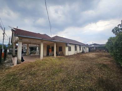 Banglo 1 Tingkat Kampung Melayu Ampang 5394 sqf Penuh Kemudahan