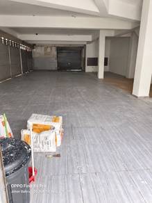 Taman daya jalan Sagu 3 storey corner shop behind public bank