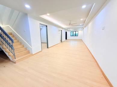 Bukit Kempas Double Storey 22 x 85 sqft Fully Renovated Full Loan