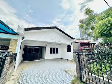 Extended , Freehold at SS5A Kelana Jaya