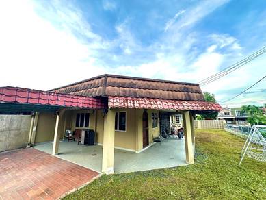Corner Lot , Freehold at Kelana Jaya SS5A