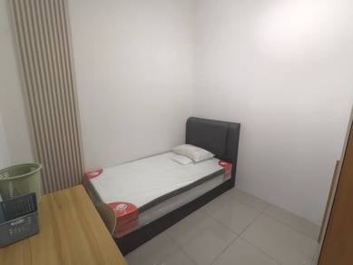 Puchong Saville D'lake  room for rent