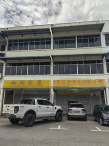 Jalan Padungan 2 adjoining 3storey intermedite shop for rent