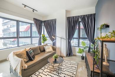 NEAR Bandar Tasik Selatan【RM3xxK CONDO】Walking to MRT/LRT - Investment