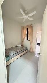 Residensi Max Sentul Master Room For Rent
