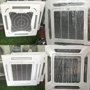 Daikin ceiling cassatte aircond V554