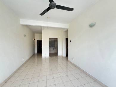 Pangsapuri Sri Kejora Apartment Subang Bestari near Help university