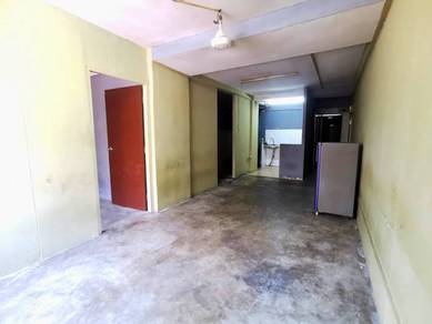 Level 1 Flat Gugusan Semarak , Seksyen 4 , Kota Damansara