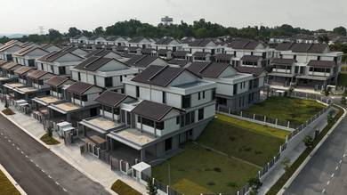 FREEHOLD 3 Storey Semi-D 6+1room 40x85 near Mall Sungai Buloh