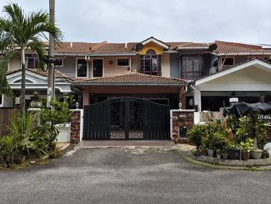 2sty renovated house 22 x75 at Damansara Emas section 5 Kota Damansara