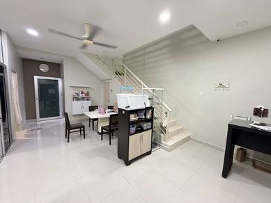 Kulai Bandar Putra gate B|gated guarded|Endlot dst|fully renovated