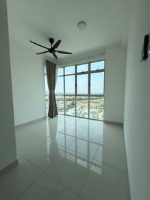D Lagoon Seri Austin 2carpark