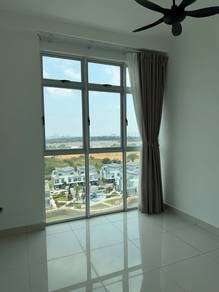 D Lagoon Seri Austin 2carpark