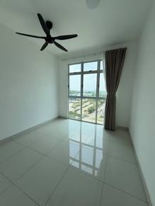D Lagoon Seri Austin 2carpark