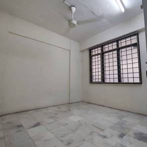 Pangsapuri Kampung Aman 1 (Sri Mewah Flat) Serdang, Seri Kembangan