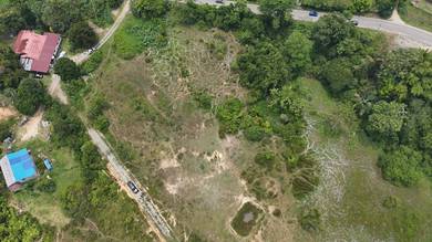 Tepi Jalan Berdekatan Balai Polis Janda Baik Bentong Pahang‼️‼️‼️