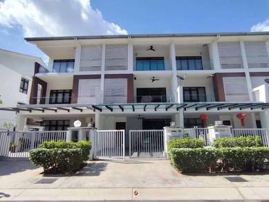 3-storey-Terraced-House-for-sale-Dengkil-Selangor