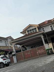 Semi-D Segak depan Istana Anak Bukit, fully renovated