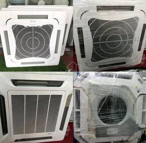 Daikin ceiling cassatte aircond V559