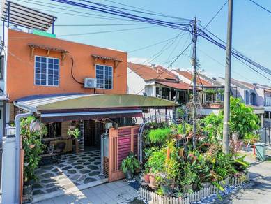 FREEHOLD ✨ SIZE 22X85 SS 19 END LOT Double Storey Subang Jaya SS19