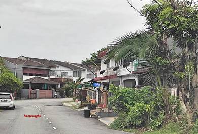 Taman RASMI JAYA Ampang ( landed / renovated , below mrkt val )