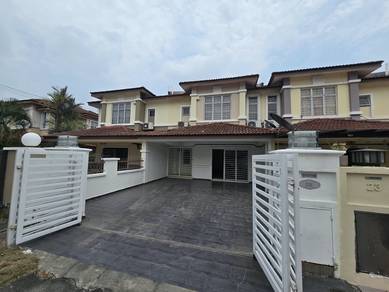 Taman Putra Prima Beautiful Home Practical Layout Gated Guarded