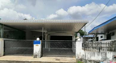 Taman Cengal Indah Partial Furnished Semi Detached House For Sale