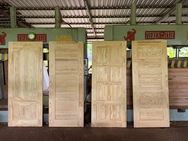 Pine Wood Door｜Grade A｜Hrga Kilang