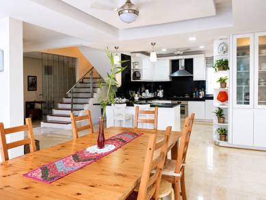 Partial Furnished Duplex Condo, 2333 sq ft, Easy Access, Good Location