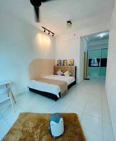 Kempas Baru, Setia Tropika, freehold condo