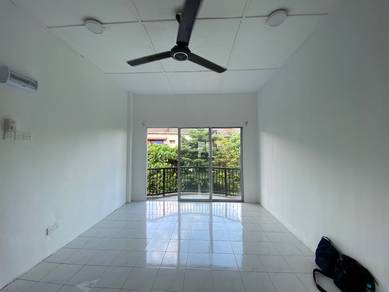 Taman Pinggiran Delima Flat-1