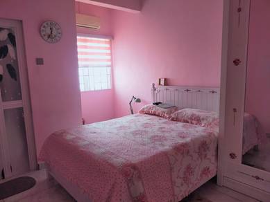 Bandar Country Homes 2 Storey Semi D – For Sale