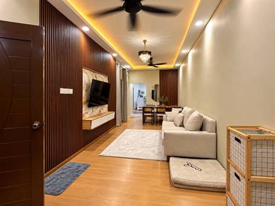 Full Renovated✨ Taman Dahlia, Tampoi for sale